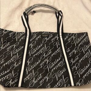 Victoria's Secret Scripted‎ Black and White Tote